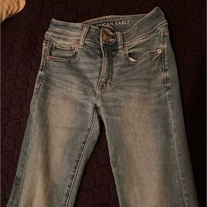 American Eagle Women’s Bootcut Jeans. Size: 00